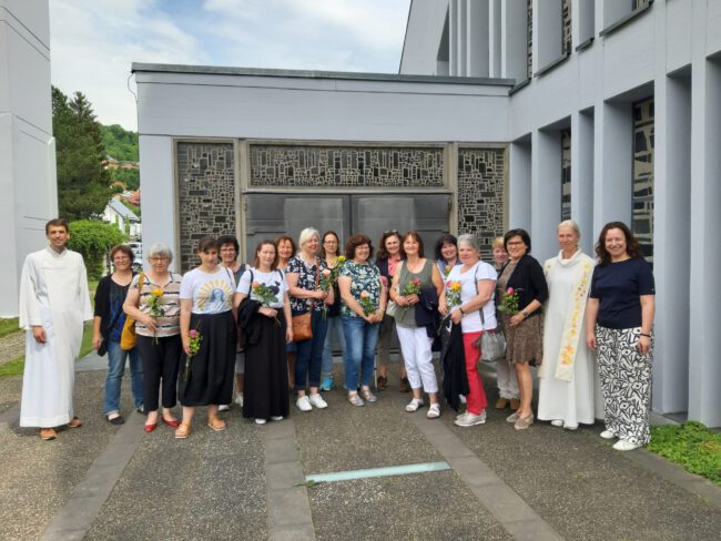 2022 Entsendungsgottesdienst und Einsetzung neuer ehrenamtlicher Hospizbegleiterinnen